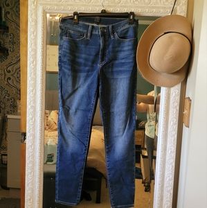 NWT!  J. Crew Signature Stretch Jeans